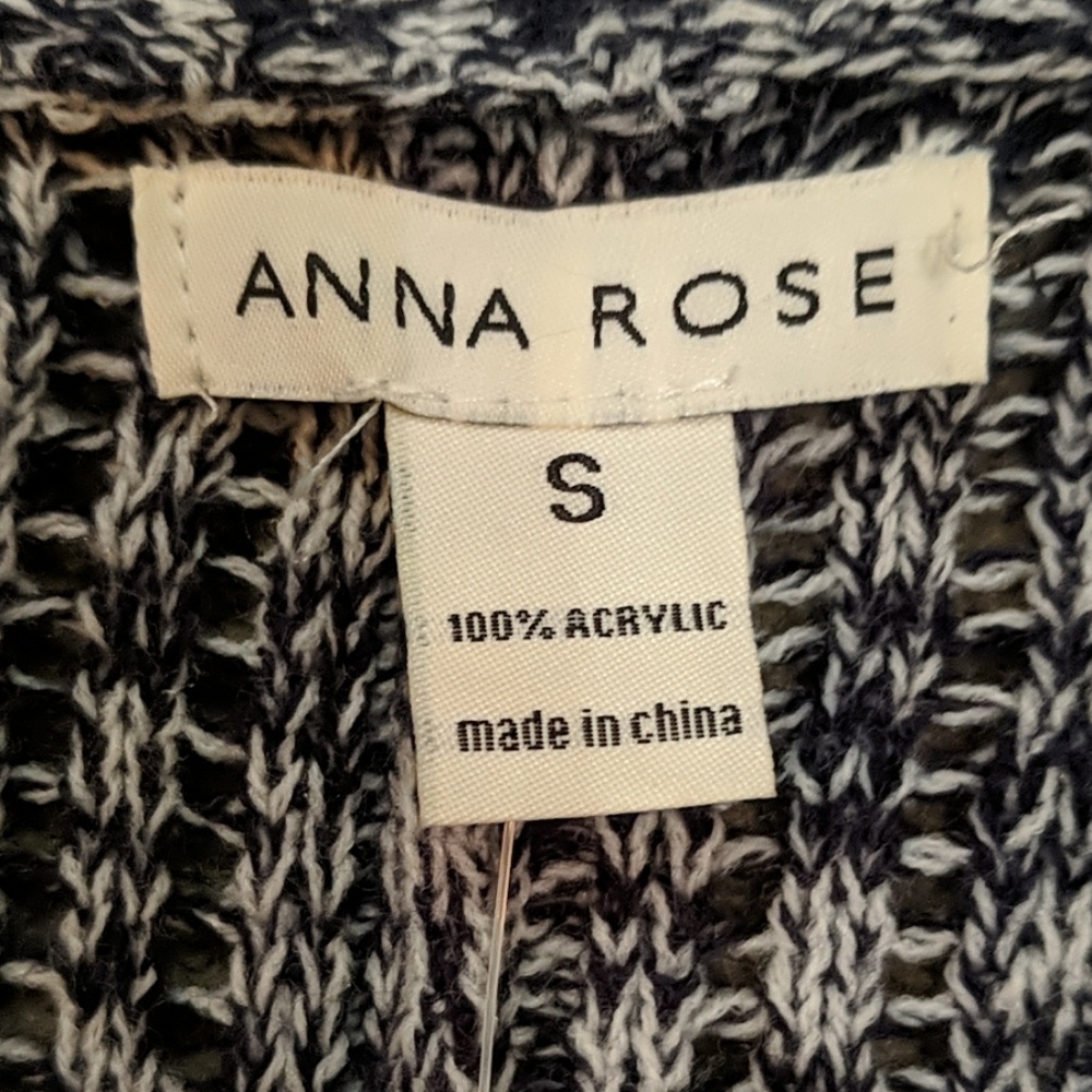 Sweater - Picture 2 of 3